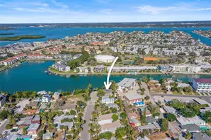 11921 Lagoon Ln, Treasure Island, FL 33706 - Photo 26