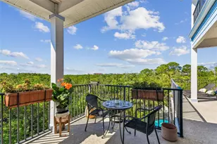 1602 Seabreeze Dr, Tarpon Springs, FL 34689 - Photo 12