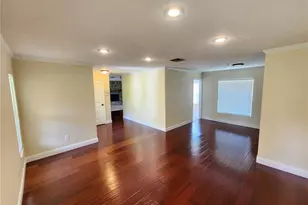 2403 Stonehill Ave, Valrico, FL 33594 - Photo 4