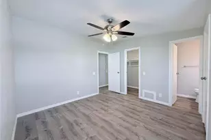 5316 Ixora St, Zephyrhills, FL 33541 - Photo 10