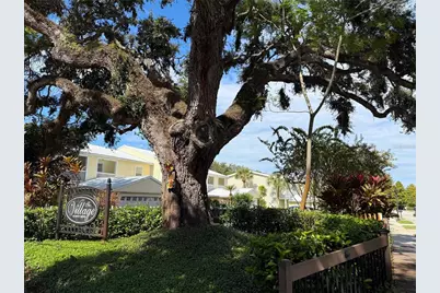 915 Woodbridge Court, Safety Harbor, FL 34695 - Photo 1