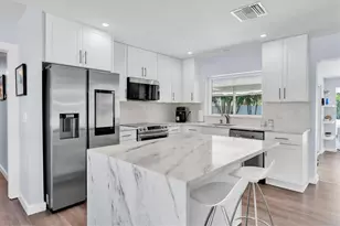 104 24th St, Belleair Beach, FL 33786 - Photo 10