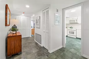 829 Bayport Wy, Longboat Key, FL 34228 - Photo 6