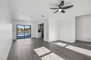 10609 Out Island Dr, Tampa, FL 33615 - Photo 14