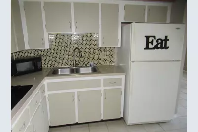 2466 Ecuadorian Way #32, Clearwater, FL 33763 - Photo 8