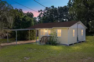 37150 Belford Ct, Zephyrhills, FL 33541 - Photo 1