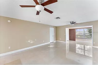 2928 Bancroft Cir Circle E #E, Palm Harbor, FL 34683 - Photo 8