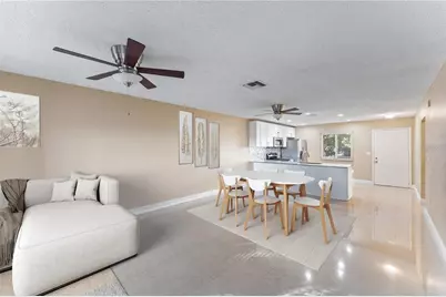 2928 Bancroft Cir Circle E #E, Palm Harbor, FL 34683 - Photo 2