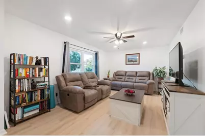 1325 Abbey Crescent Lane, Clearwater, FL 33759 - Photo 8