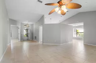 1209 Litchfield Dr, Sun City Center, FL 33573 - Photo 4