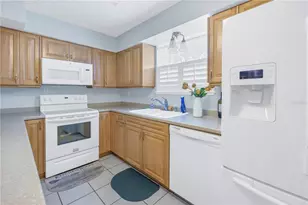 4115 34th Way S, Saint Petersburg, FL 33711 - Photo 10