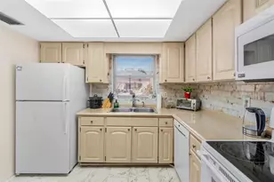 610 N Indian Rocks Road N, Belleair Bluffs, FL 33770 - Photo 12