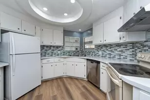 11 Palm Forest Dr, Largo, FL 33770 - Photo 12