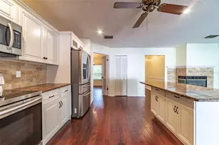 9430 Pebble Glen Ave, Tampa, FL 33647 - Photo 16