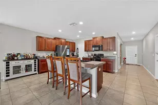 6911 Trent Creek Dr, Sun City Center, FL 33573 - Photo 18