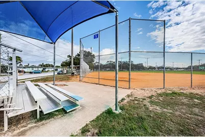 1735 23rd Avenue N, Saint Petersburg, FL 33713 - Photo 24