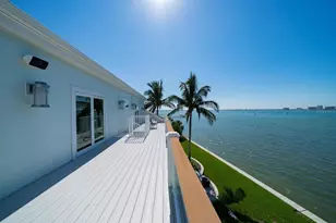 418 St Andrews Dr, Belleair, FL 33756 - Photo 86