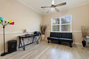 3222 Moorings Dr S, Saint Petersburg, FL 33712 - Photo 14
