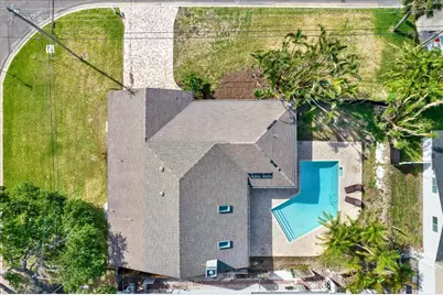 680 Capri Boulevard, Treasure Island, FL 33706 - Photo 8