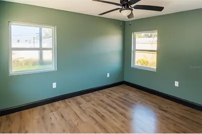 1221 E Emma Street, Tampa, FL 33603 - Photo 4