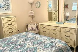 4650 Cove Cir, Saint Petersburg, FL 33708 - Photo 30