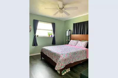 3301 39th Street N, Saint Petersburg, FL 33713 - Photo 14