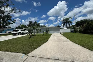 2702 Campus Hill Dr, Tampa, FL 33612 - Photo 2