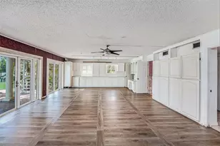 5903 Bimini Way N, Saint Pete Beach, FL 33706 - Photo 10