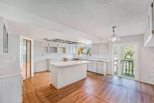 5903 Bimini Way N, Saint Pete Beach, FL 33706 - Photo 16