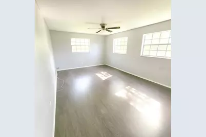 200 Country Club Dr #1302, Largo, FL 33771 - Photo 6