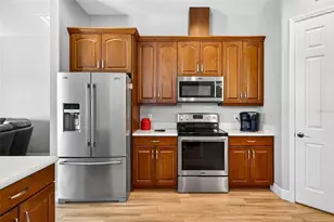 7316 Hackamore Rd, Zephyrhills, FL 33541 - Photo 16