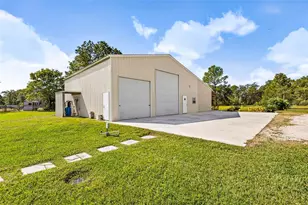 7316 Hackamore Rd, Zephyrhills, FL 33541 - Photo 48
