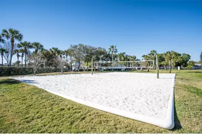 237 Seahorse Drive SE #H, Saint Petersburg, FL 33705 - Photo 42