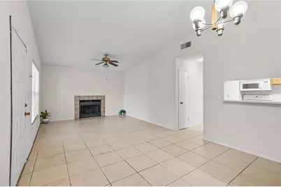 4003 Nestle Oaks Place #204, Tampa, FL 33613 - Photo 6