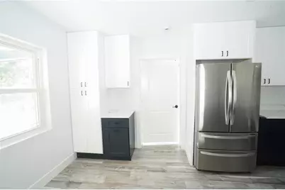 5817 Dartmouth Avenue N, Saint Petersburg, FL 33710 - Photo 10