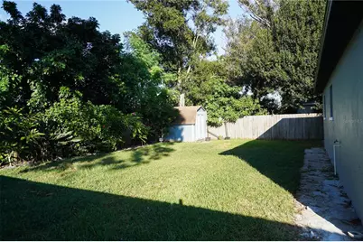 5817 Dartmouth Avenue N, Saint Petersburg, FL 33710 - Photo 26