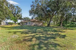 332 Holloway Rd, Plant City, FL 33567 - Photo 24