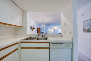 285 Madeira Cir, Tierra Verde, FL 33715 - Photo 8