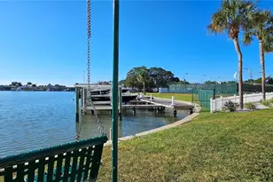 2960 59th Street S, Gulfport, FL 33707 - Photo 30