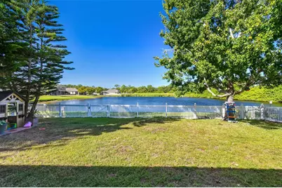 1110 Lauren Manor Loop, Ruskin, FL 33570 - Photo 38