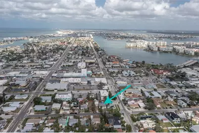 309 72nd Avenue, Saint Pete Beach, FL 33706 - Photo 10