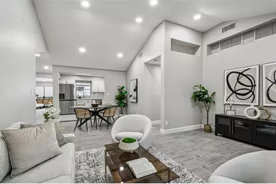 2 S Treasure Drive, Tampa, FL 33609 - Photo 12