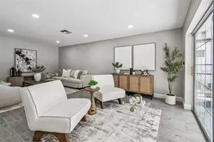 2 S Treasure Dr, Tampa, FL 33609 - Photo 26