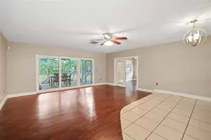 310 Scott Ct, Palm Harbor, FL 34684 - Photo 10