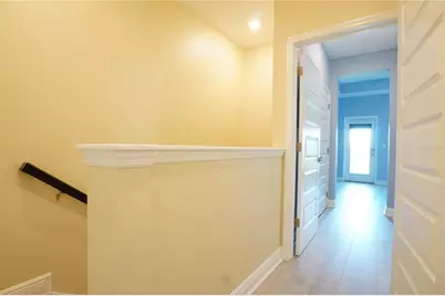 260 8th Street N, Saint Petersburg, FL 33701 - Photo 28