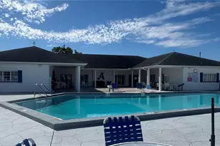 35145 Garber Ln, Zephyrhills, FL 33541 - Photo 32