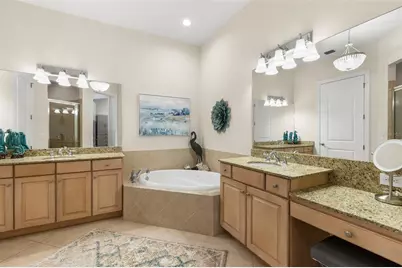 8 Franklin Court S #53D, Saint Petersburg, FL 33711 - Photo 8