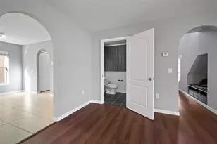 1303 Alhambra Crest Dr, Ruskin, FL 33570 - Photo 30