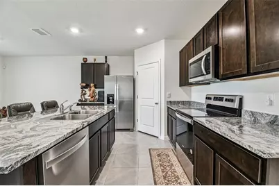 33635 Field Maple Loop, Wesley Chapel, FL 33545 - Photo 4