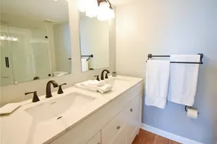 6021 Bahia Del Mar Cir, Saint Petersburg, FL 33715 - Photo 14